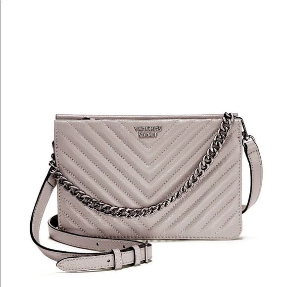 VICTORIA'S SECRET
Pebbled V-Quilt 24/7 Crossbody - Picture 2 of 4